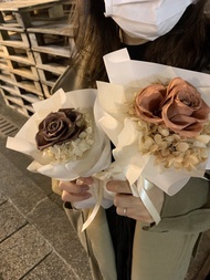 單朵永生玫瑰花束 永生繡球花