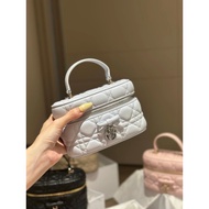 [Old Fairy] Dior Bowknot Cosmetic Bag Handbag Messenger Bag Handbag Dior mini Cosmetic Bag Classic R