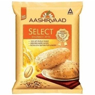 Aashirvaad Select Sharabati Wheat Atta 5kg