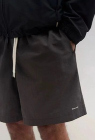 JJJJound Short 夏日極簡戶外防水尼龍沙灘 運動短褲 (4色入)