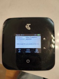 NETGEAR M2 MR2100 澳洲版
