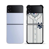 Casing Case Softcase Hardcase Samsung Galaxy Z Flip 3 5G Z Flip 4 5G New York Yankees DF494
