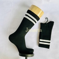 kaos kaki hitam panjang sebetis motif garis (OLD.DWS)