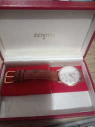 Zenith 古董18k金錶（不是Rolex. Omega)