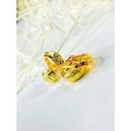 916. Gold Valve Earrings
