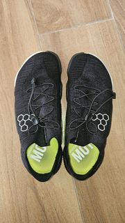Vivobarefoot - Motus Flex