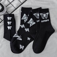 MALAYSIA READY STOCK!1 Pair Korean Style Women  White/Black Socks with many Cute  butterfly design S
