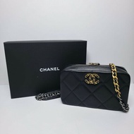 Chanel - Chanel 19 Camera Bag黑色