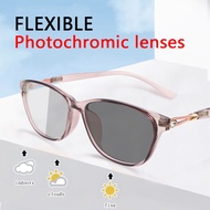 Photochromic Reading Glasses for Women, Sunglasses for Outdoor, Ultralight Eyeglasses Frame,Presbyop