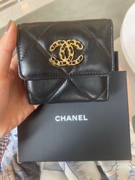 全新 Chanel 19 經典三摺銀包 wallet 羊皮 可放大紙