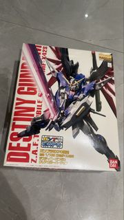 Destiny gundam MG  1/100 ZGMF-X42S