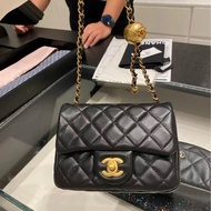 Chanel 17cm 黑色金球方胖子 Mini Cf