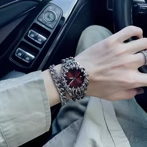 Fashion Heterosexual Claw Watch Alabaster Style Retro Y2K European American Watches Special Shaped A