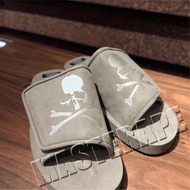 Mastermind Japan World MMJ MMW x suicoke 2026 suede sandal 刺繡大骨 沙灘鞋 涼鞋 sand 沙漠色 淺啡色