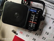 Panasonic RF-2400D 收音機