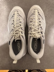 Hoka One One Tor Ultra Low 白色US9