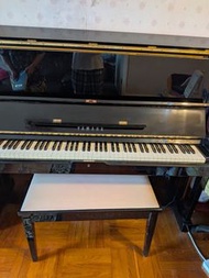 Yamaha U1 直立式鋼琴