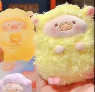 90%NEW Rainbow Sheep 彩虹羊 LuLu豬 罐頭豬 匙扣 吊飾 公仔