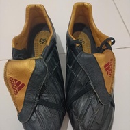 Adidas predator powerswerve