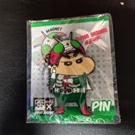 Others - 蠟筆小新 x 幪面超人V3 假面騎士 襟章 徽章 週邊配飾 [平行進口]