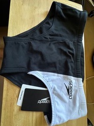 Speedo 比賽泳褲