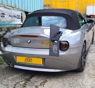 BMW Z4 司機位後沙板及車尾箱 免噴油 凹痕維修 凹痕修復 凹痕還原 車身修復 開門L PDR DENT 汽車
凹