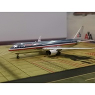 [Ready Stock] Phoenix Phoenix ph 1/400 American Airlines AA Amway B767-300ER N396AA Steel Pipe Polis