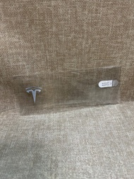 ‘New’（第二代超靚）Tesla logo易通行 靜電貼 -不需吸盤改良版 (靜電無痕、高清透明、不傷玻璃、防曬耐高溫）