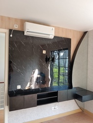 Backdrop Tv kamar tidur modern