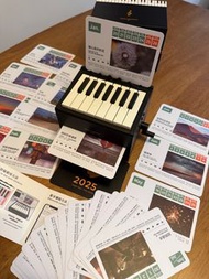 (現貨聖誕禮物首選) 最新升級版迷你鋼琴萬年曆 日曆/枱曆(簡譜:周杰倫/林俊傑52首歌曲) 生日禮物 聖誕禮物 情人節禮物 週年禮物