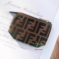 Fendi 布面 FFlogo 老花 一字拉鍊 零錢包