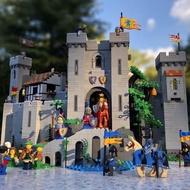 Lego 10305 Lion Knight Castle & 31168 medieval castle