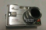 售完補貨中~PREMIER數位相機，數位相機，相機，攝影機~premier數位相機（銀白色，功能正常）