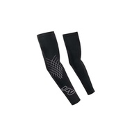 ปลอกแขนของเด็ก ARI COMPRESSION KIDS ARM SLEEVES ของแท้