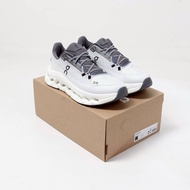 On Cloudtilt Rock Ivory