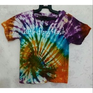 Tshirt batik tie-dye