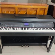 Piano Yamaha Clavinova  CVP 601
