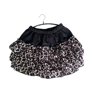 Váy Ngắn Xếp Ly Ren Viền Tai Nghe Y2K Punk Dark Style Đa Năng Cho Nữ Váy Ngắn Mùa Hè 2025 Thường Ngà