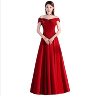Gaun Pengantin  merah  off-shoulder / gaun bridesmaid simple elegan
