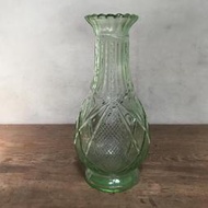 WH11967【四十八號老倉庫】全新 早期 台灣 綠色 氣泡 玻璃 格子 花瓶 高24cm 1瓶價【懷舊收藏擺飾道具】