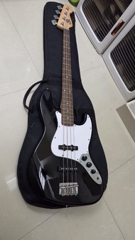 Squier Jazz Bass Guitar with Gig Bag