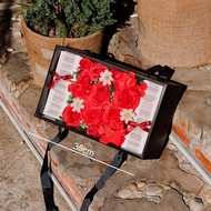 Meaningful Gift March 8, Birthday, Valentine's Day Flower Box HH09 with Money Tray (Free Card & Ligh