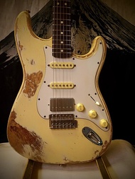 Fender MIM relic stratocaster guitar 電結他