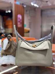 ✨門市現貨 無需預約✨  特價一隻‼️歡迎截圖查詢💕  Hermes Lindy 26 8q 馬爾法米 Beige Marfa金扣