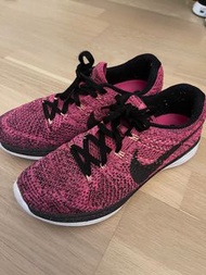 Nike Flyknit Racer