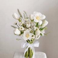 【鮮花】白綠色鬱金香韓式鮮花捧花