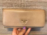 Prada 銀包