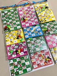 แผงละ 12 ชิ้น บันไดงู เกมส์ทอยลูกเต๋า เล่นได้4คน ของเล่นยกแผง ของเล่นยุค90
