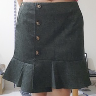 Ready Stock Fashion Sixty-Eight Large Big Size Pocket Short Skirt ( M Size-XXL Size )现货流行68牌子口袋短裤群