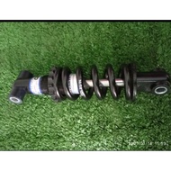 Rearshock ETOE 16.5 New Condition 350lbs SET With Bolts